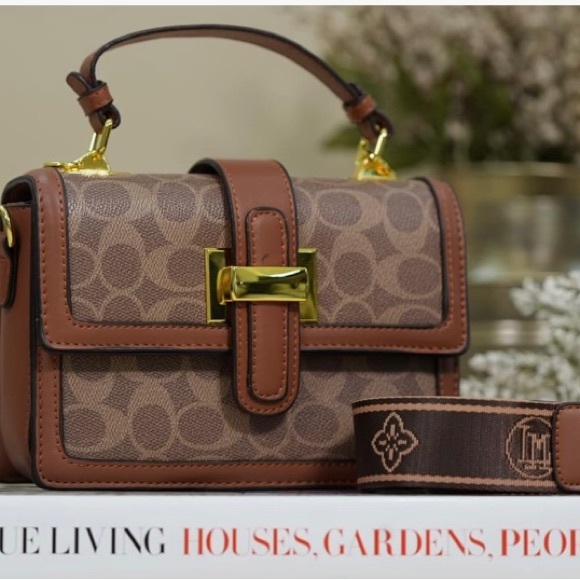 NWT Purse - Picture 5 of 8